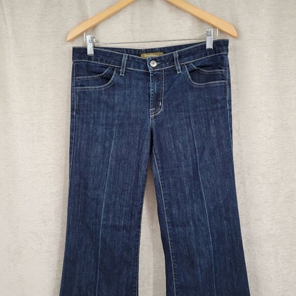 David Kahn Flared Denim Blue Jeans Dark Wash Women's Size 28 - Picture 8 of 13